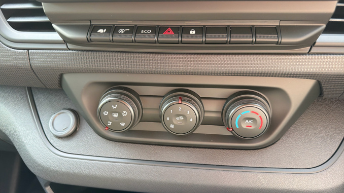 Renault Trafic Lwb Diesel LL30 Blue dCi 130 Advance [Safety] Crew Van - Image 26